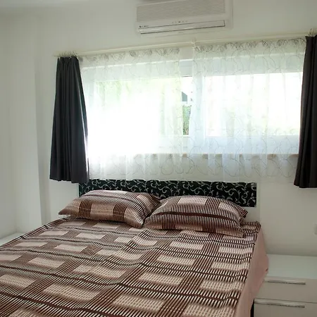 Uygun Oasis Club Konaklı